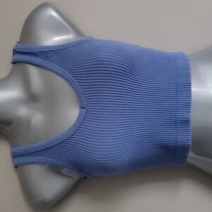 Women's blue cropped tank top size m